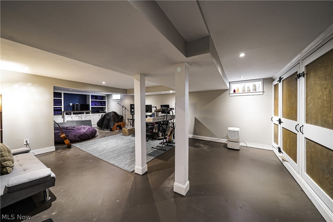 Wyoga Lake Park - Residential