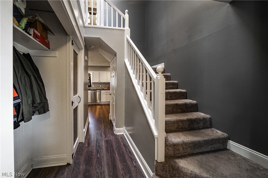 Wyoga Lake Park - Residential