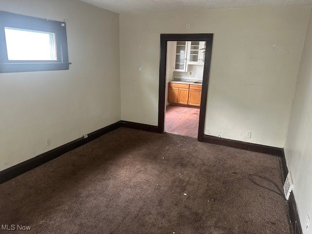 Woodhill Park Sands - Residential Income