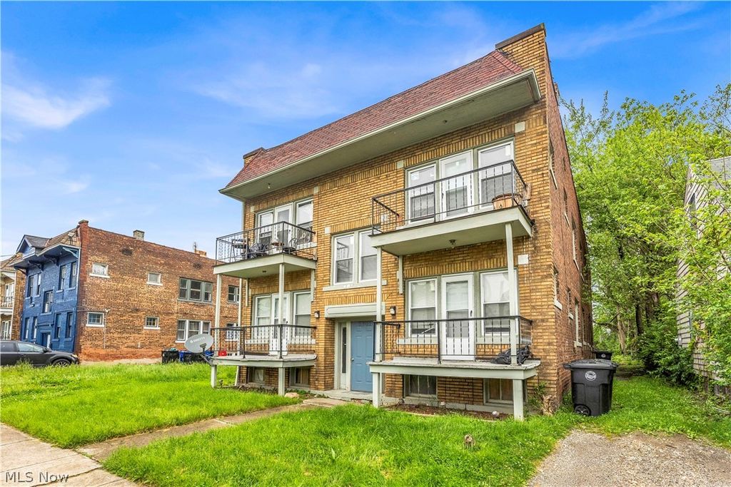 Photo of 3301 E 143rd Street, Cleveland, OH 44120 (MLS # 5212174)
