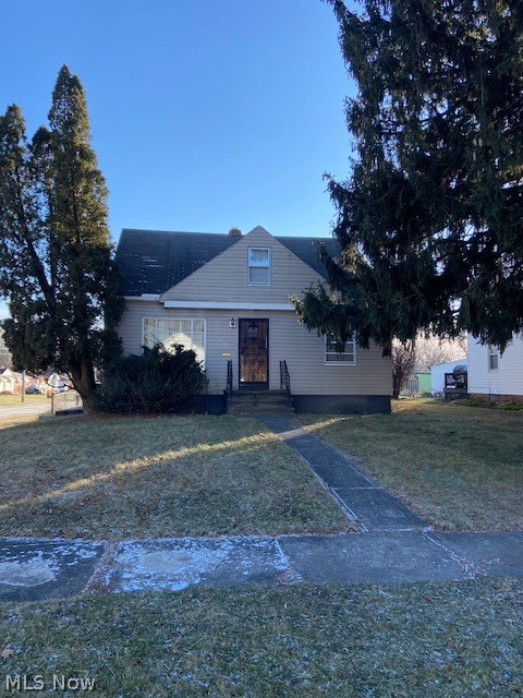 There is not much to do in this well maintained 3 bedroom 1.5 bath Cape Cod located in Garfield Heights. Hardwood flooring, partially finished basement, large 2nd floor master suite and a fenced backyard. Don't miss out on this rare opportunity! Schedule your showing today! Home is being sold as is.