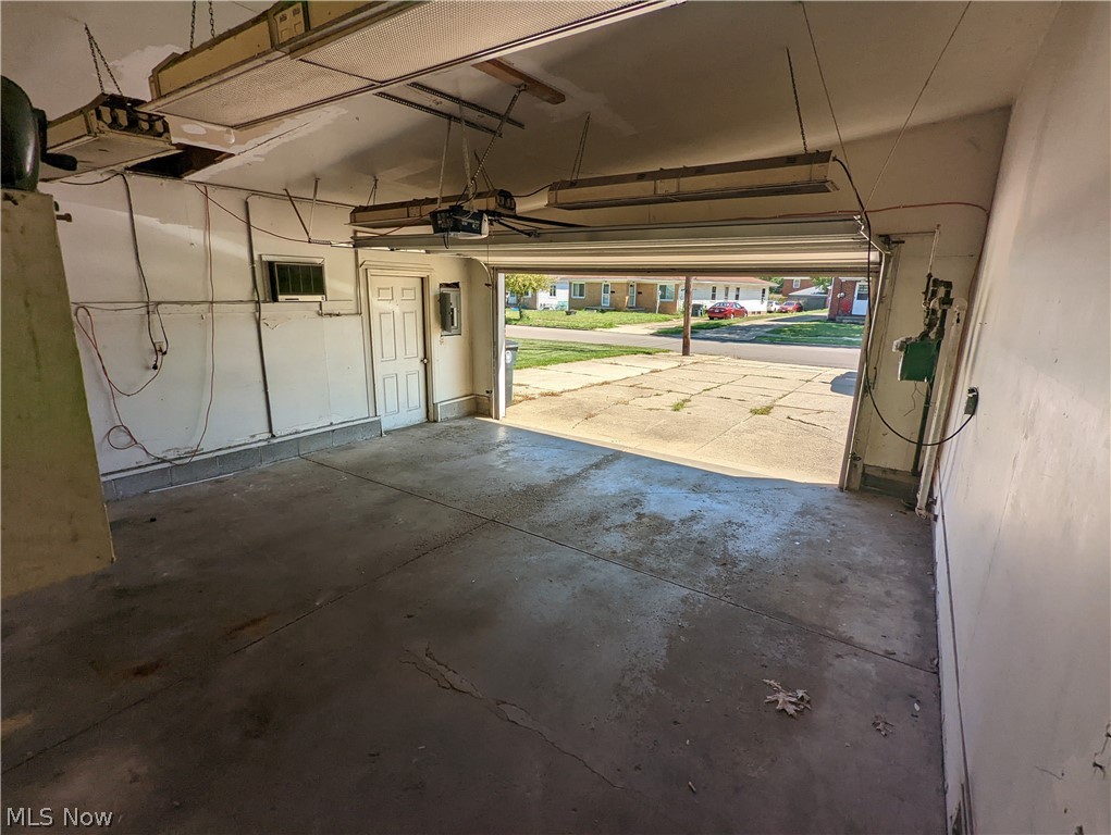 Park Heights Estate #8 - Residential Lease