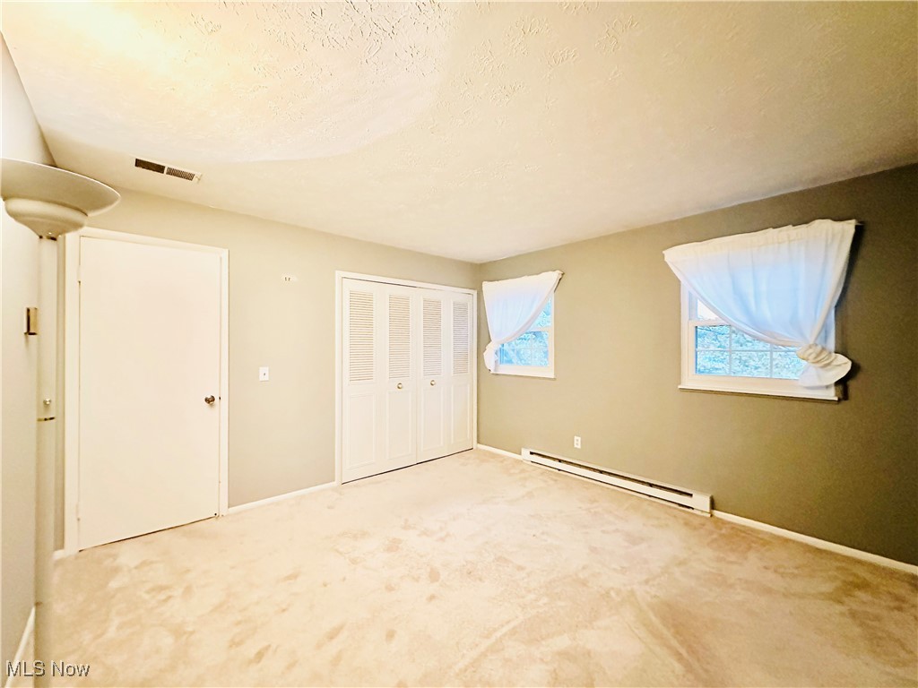 Deepwood Condo - Residential