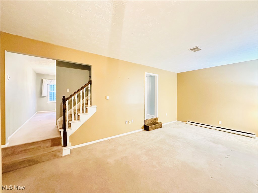 Deepwood Condo - Residential