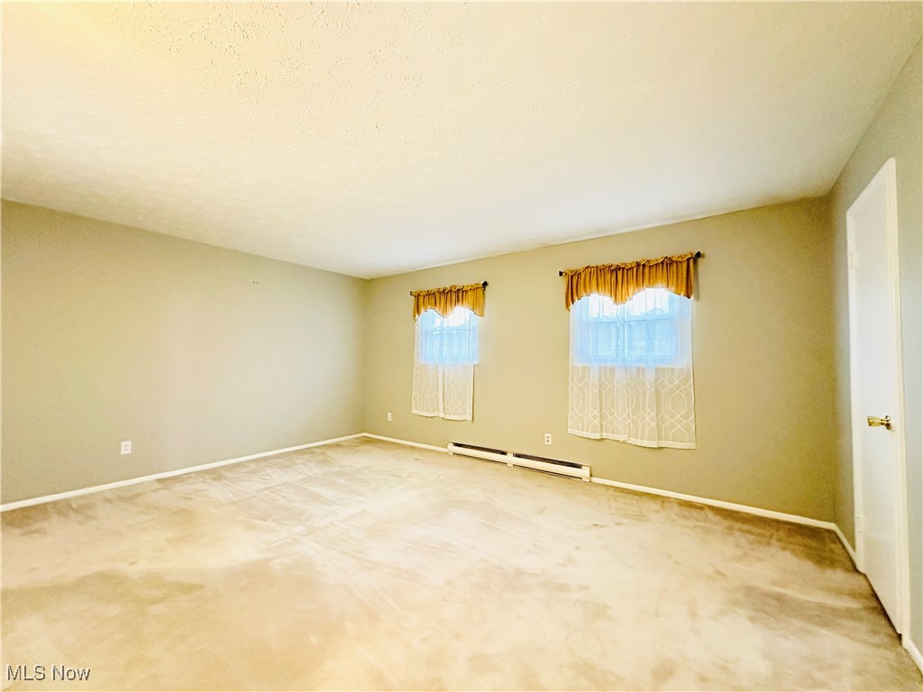 Deepwood Condo - Residential