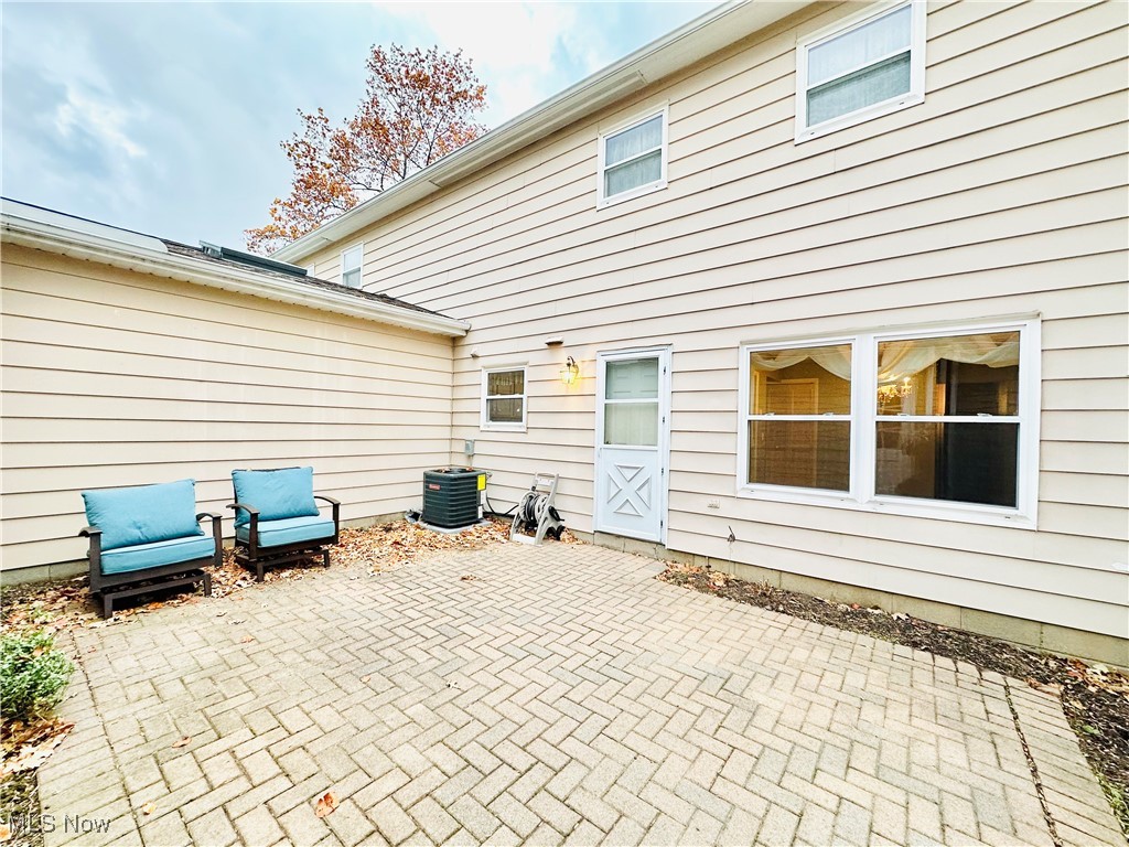 Deepwood Condo - Residential