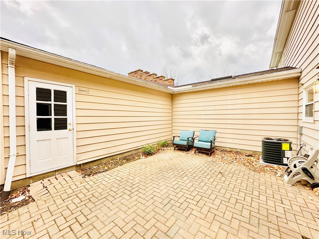 Deepwood Condo - Residential