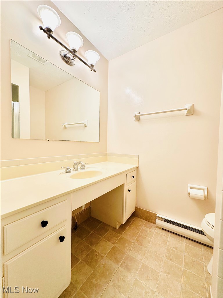 Deepwood Condo - Residential