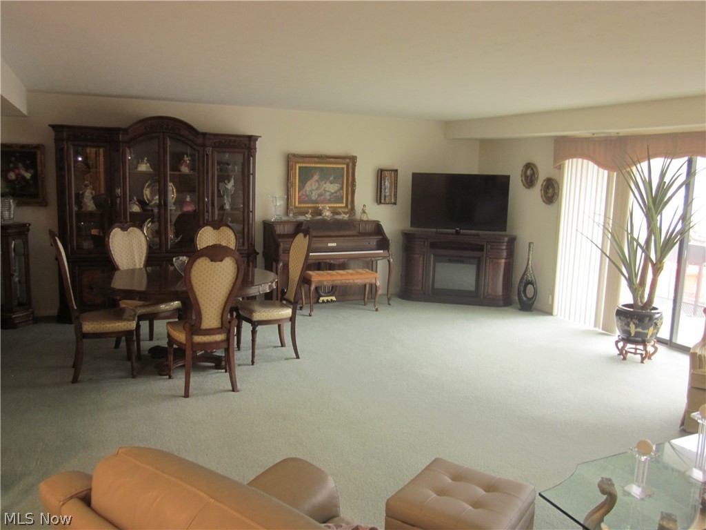 Carrollton Condo - Residential