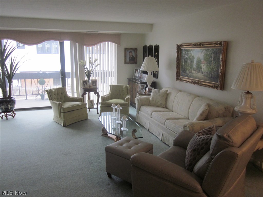 Carrollton Condo - Residential