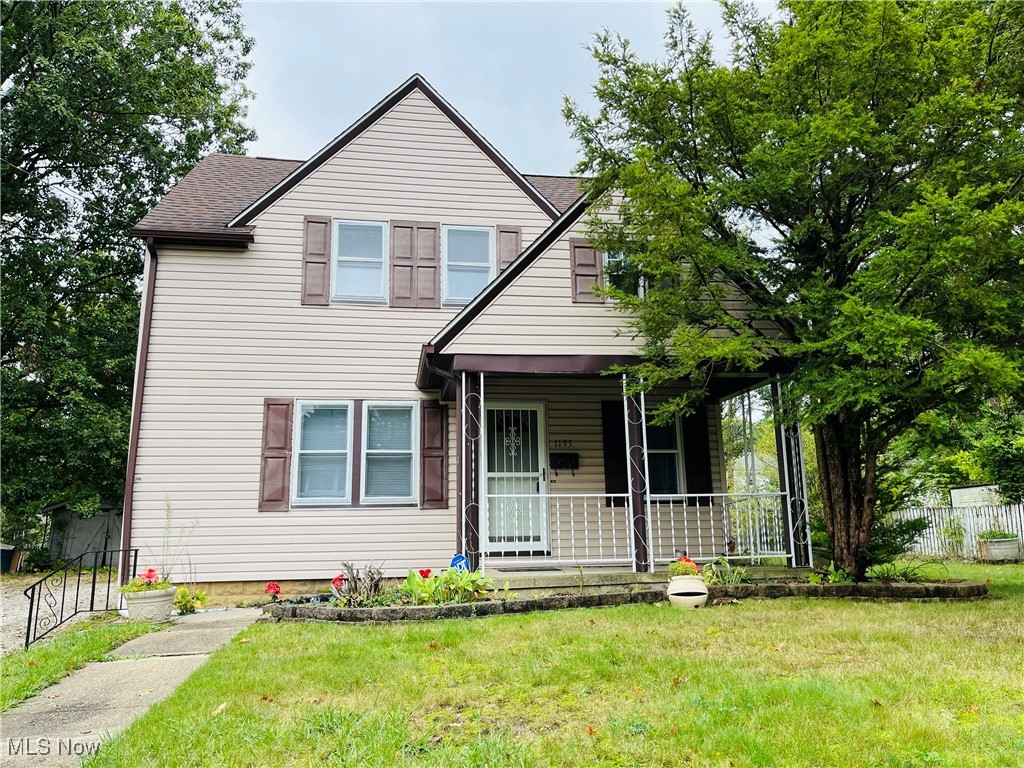 This 3-bed, 1-bath home is just waiting for its next chapter. This gem has the “move-in ready” vibes without the “move-out of your budget” price tag. Inside you’ll fall in love with the natural woodwork that brings that touch of warmth and charm and the durable LVP flooring that can handle your people, pets, or an impromptu house party. Whether you’re a morning person or a cereal-for-dinner type, you’ll adore the cozy breakfast nook. The kitchen has modern white cabinets, a spacious pantry, and appliances included! Upstairs you’ll find plenty of space in the 3 bedrooms, a nicely sized full bathroom, and even some built-ins to store all your extras. A full unfinished basement gives you ample space for extra storage, washer/dryer hookups, and glass block windows. The backyard has loads of space in case that house party makes its way outside! Newer replacement windows that tilt in for easy cleaning. Located close to highways and shopping, lots of conveniences here…..stop scrolling and start packing! *Seller offering a one year Home Warranty for peace of mind.