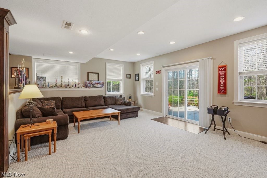 New Hampton Ph 10 - Residential