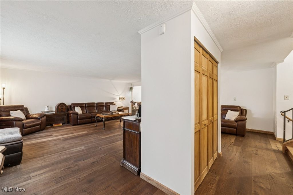 Photo of 5001 Hollyview Dr, Vermilion, OH 44089 (MLS # 5167632)