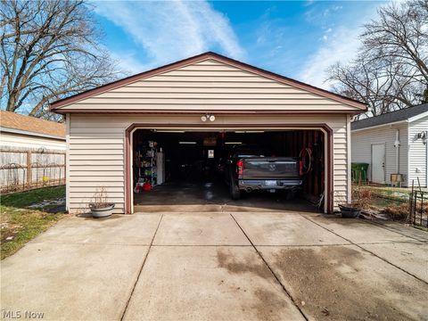 Tiny photo for 6845 Commonwealth Boulevard, Cleveland, OH 44130 (MLS # 5187881)