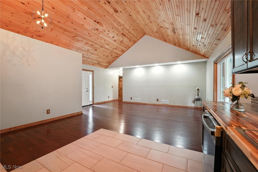 Connecticut Western Reserve - Residential