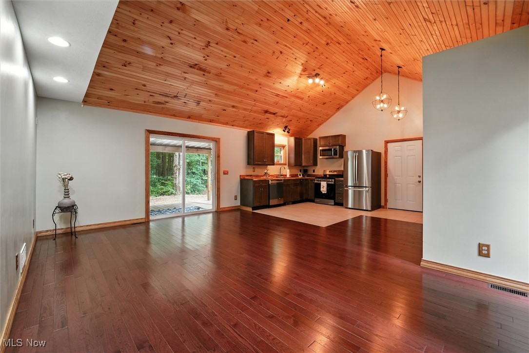 Connecticut Western Reserve - Residential