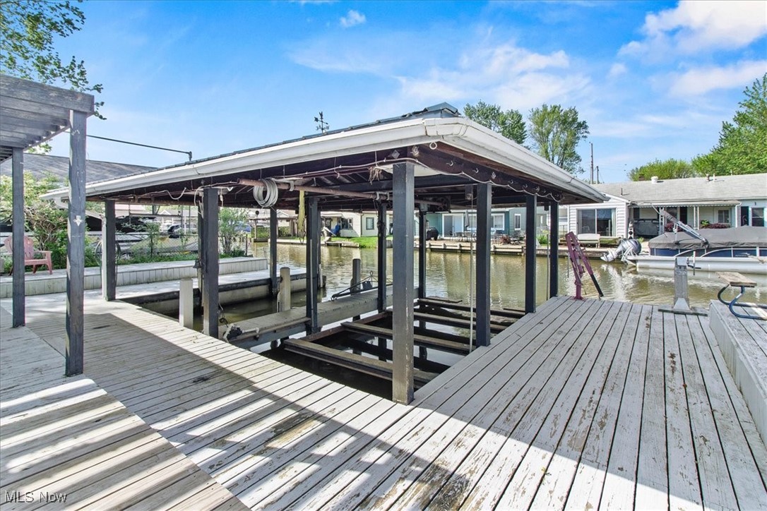 11526 Horseshoe Channel Drive, Lakeview, Ohio image 32