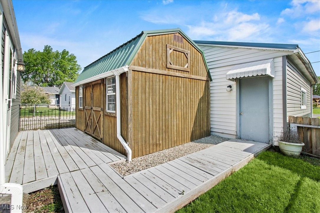 11526 Horseshoe Channel Drive, Lakeview, Ohio image 36