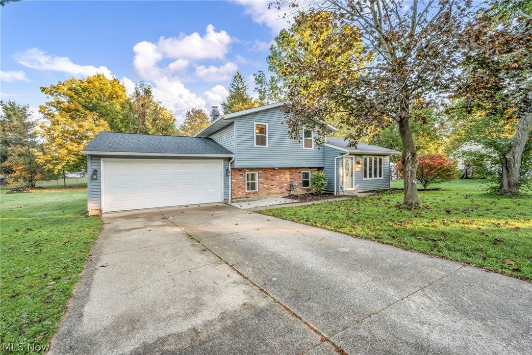 209 Oakwood Lane
