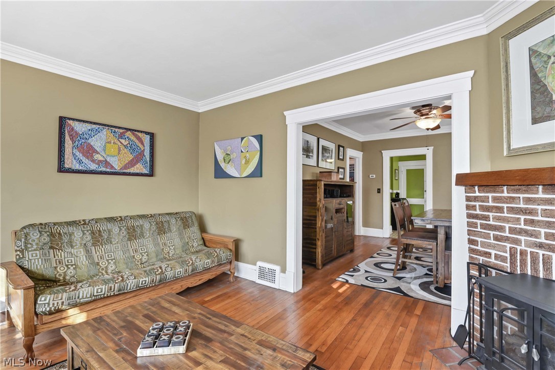 1249 Cranford Avenue