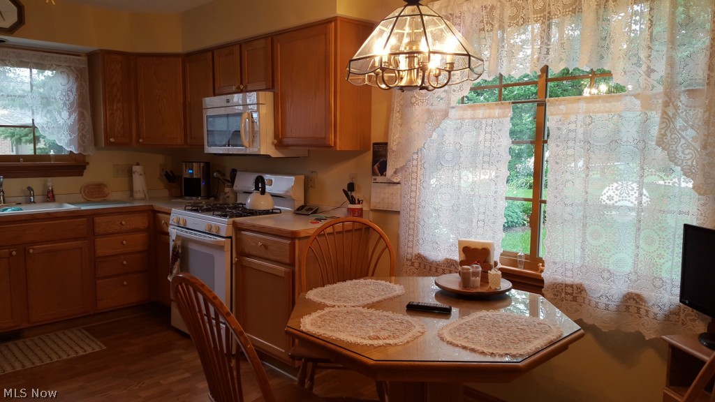 Robin Rdg Condo Ph Xxvii - Residential