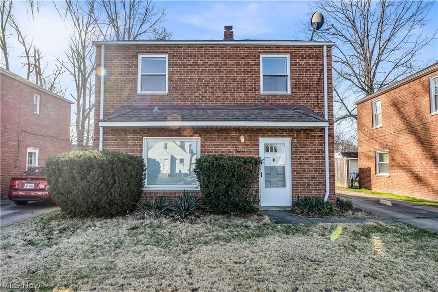 23820 Hartland Dr, Euclid - Spacious 3 bed 1 bath single family home! //

$ 1200 rent / $ 1200 deposit //
$49 application fee per adult //
1-2 pets OK with approved PetScreening and PetFee.(Some breed restrictions apply per HUD guidelines). //
NO SMOKING //
1 time $149 non-refundable set up fee paid at lease signing //

$30/month required resident benefit package; can include personal property/liability insurance for an additional $5/month for $35/month total. //

All applicants are required to fill out a PetScreening application, found on our website directly on the application before being processed. Even if you have NO pets - this application must be filled out. One time, non-refundable pet fee of $200-500 per animal applies to all pets & must be paid prior to or when you pay your first month rent. (No fee for qualified assistance animals). //

Our application is processed through secure site: Findigs, and they require ID and income verification. Without this, your application will not be processed. They offer 24/7 chat support on their application directly if you have any questions. //

BEDROOMS: 3 //
BATHROOMS: 1 //
APPLIANCES PROVIDED: Stove and fridge- To be ordered upon deposit placement, and delivery coordinated upon move in. //
UTILITIES / RESIDENT RESPONSIBILITY: Residents are responsible for all utilities including: water/sewer/trash, gas & electric and are responsible to maintain lawn care, maintenance & snow removal. //

Serious inquiries only.