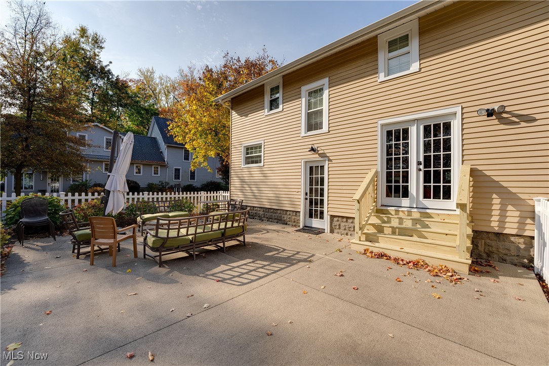 7235 Burridge Avenue, Mentor, Ohio image 22