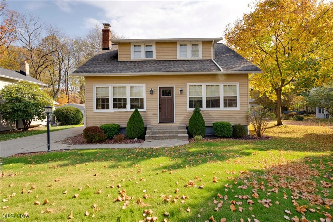 7235 Burridge Avenue, Mentor, Ohio image 1