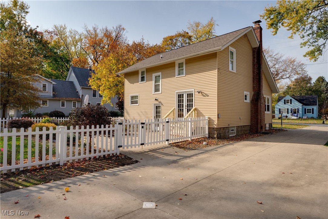 7235 Burridge Avenue, Mentor, Ohio image 23