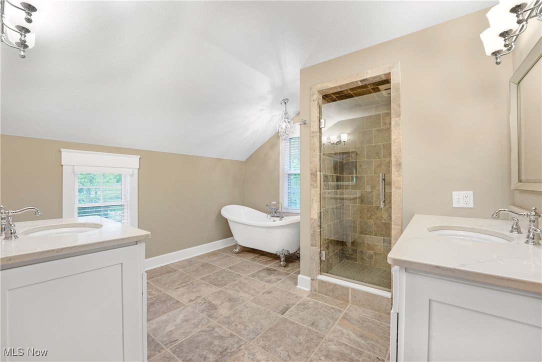 7235 Burridge Avenue, Mentor, Ohio image 14