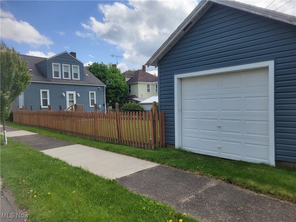 397 Wabash Avenue, Brewster, Ohio image 6