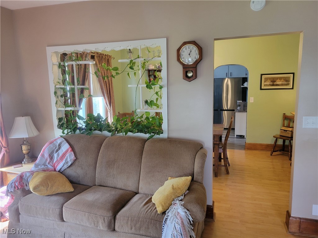 397 Wabash Avenue, Brewster, Ohio image 3
