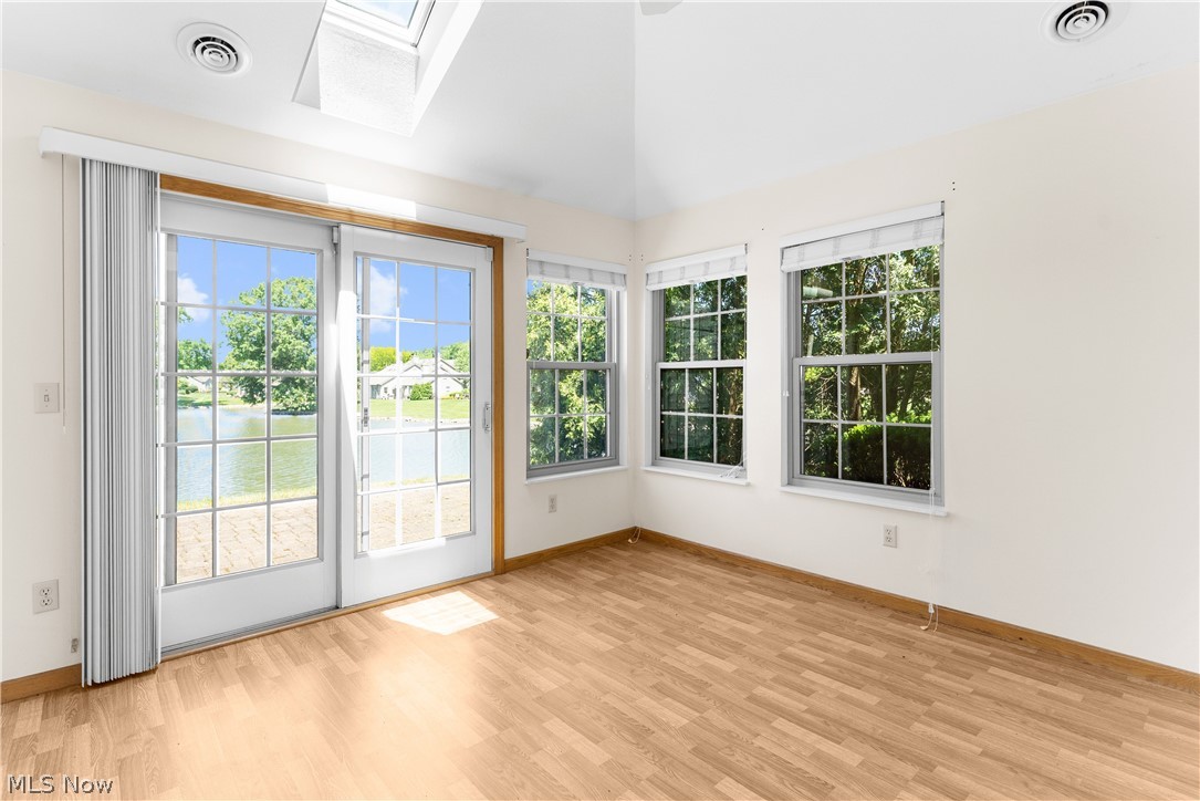 Unit Two 2/Back Bay/Arrowhead - Residential