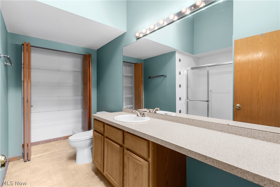 Unit Two 2/Back Bay/Arrowhead - Residential