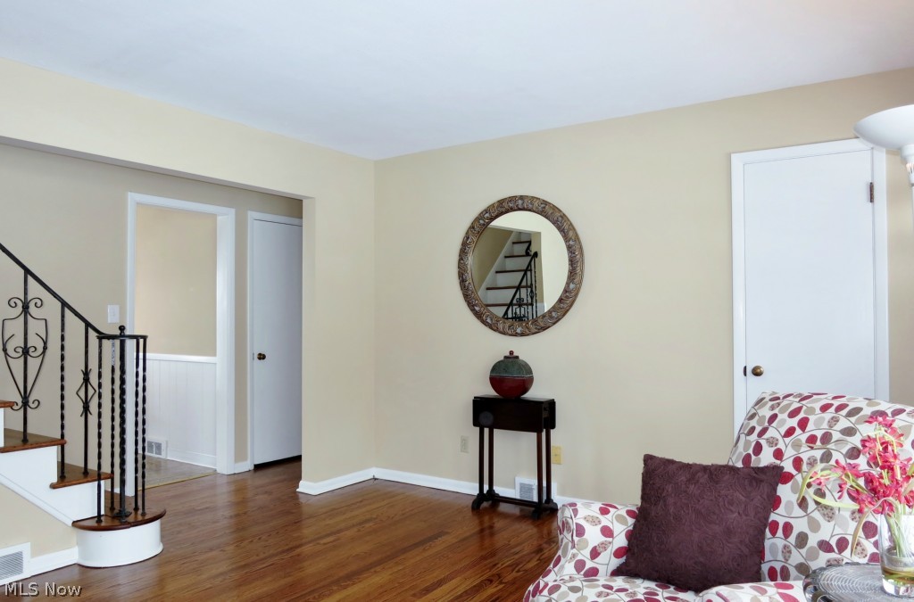 Schwartz & Zaremsky 02 - Residential