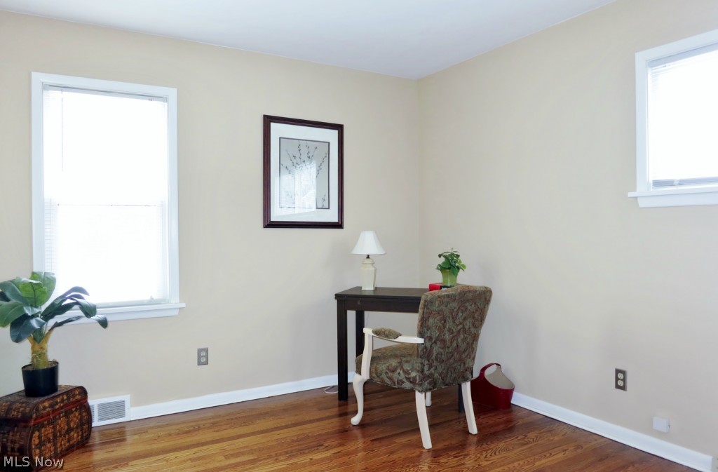 Schwartz & Zaremsky 02 - Residential