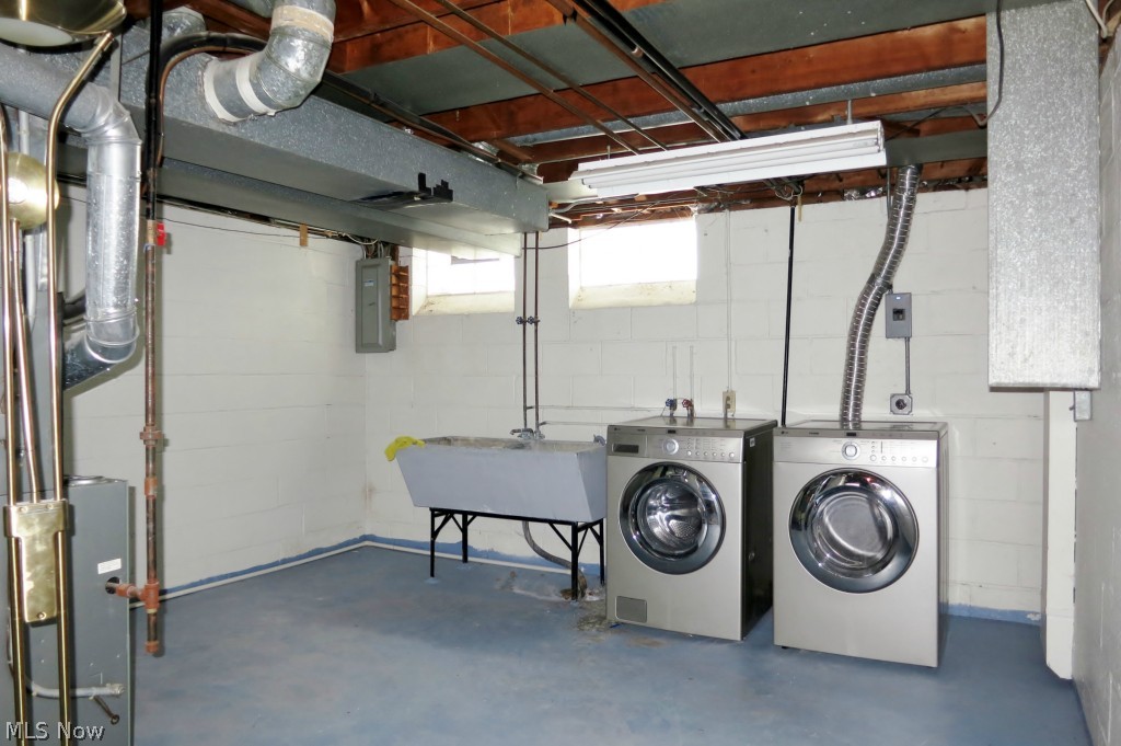 Schwartz & Zaremsky 02 - Residential