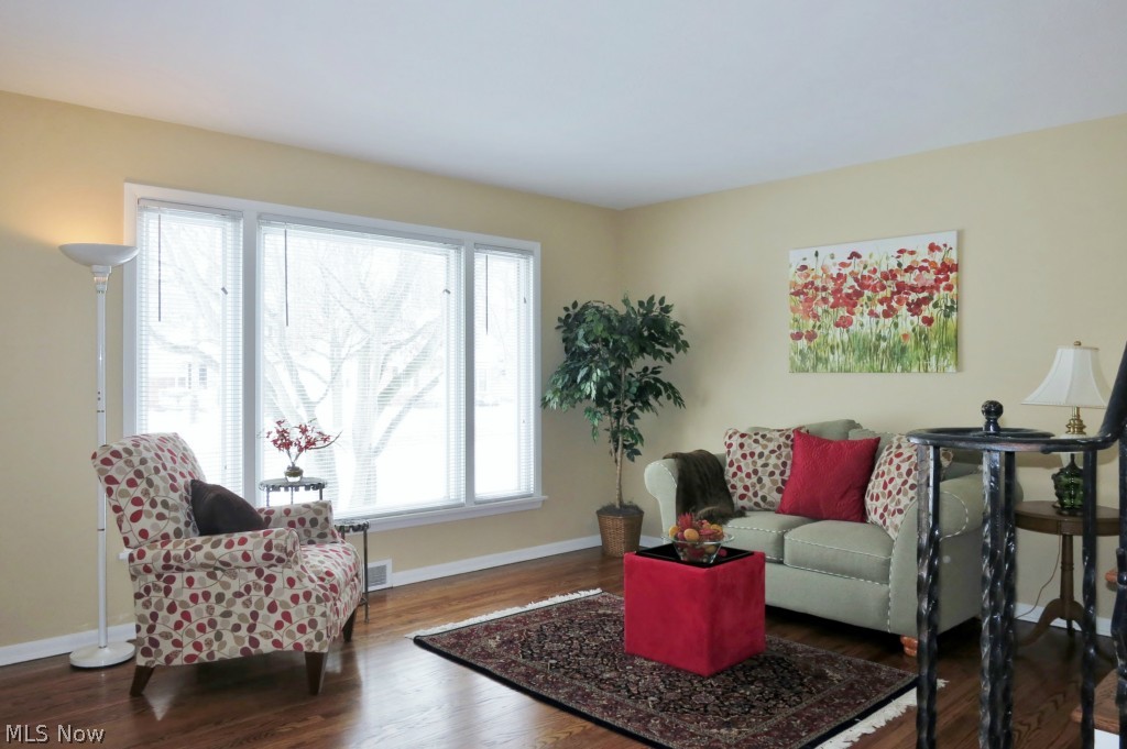 Schwartz & Zaremsky 02 - Residential