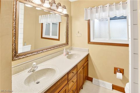 Tiny photo for 889 Pennys Drive, Brunswick, OH 44212 (MLS # 5203149)