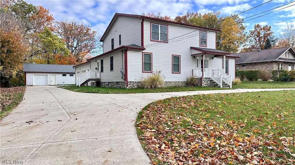 Photo of 2603 Rockefeller Road, Wickliffe, OH 44092 (MLS # 5203030)