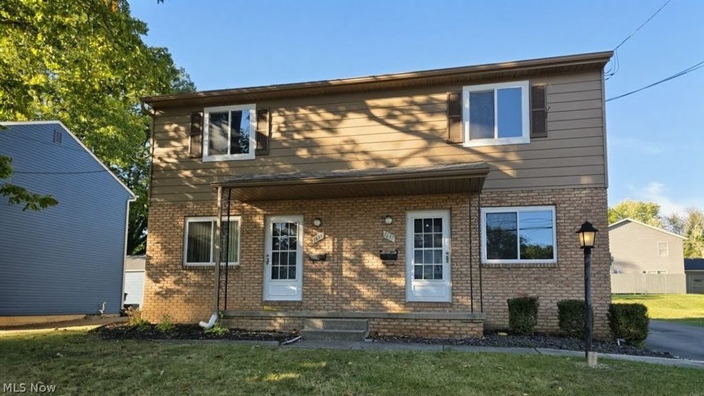 Photo of 1639 Liberty Drive, Akron, OH 44313 (MLS # 5186341)