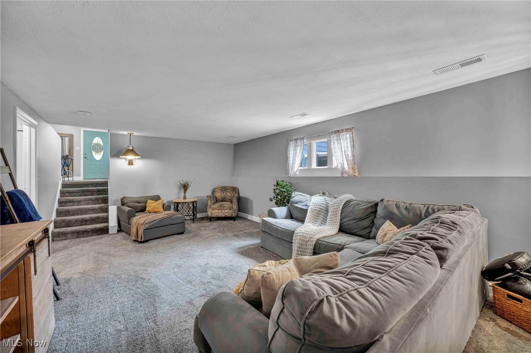 9400 Pheasant Run Place, Strongsville, Ohio image 11