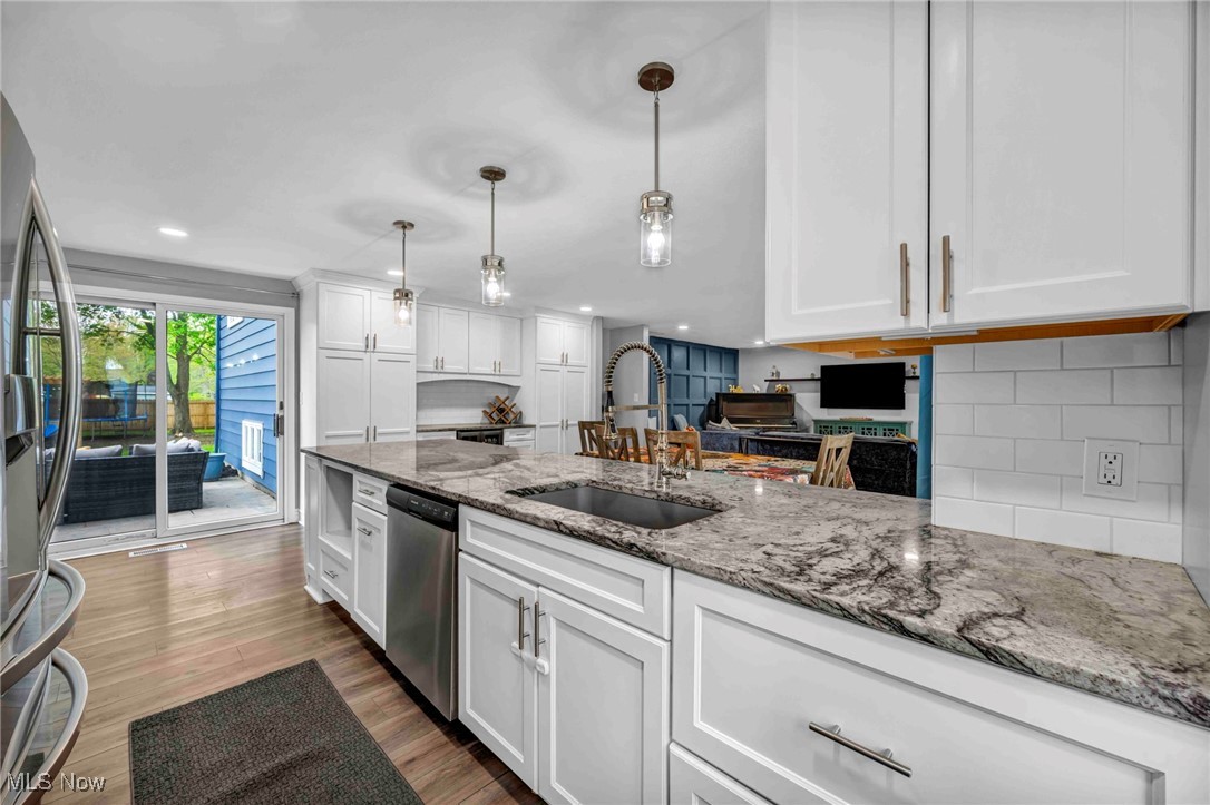 9400 Pheasant Run Place, Strongsville, Ohio image 8