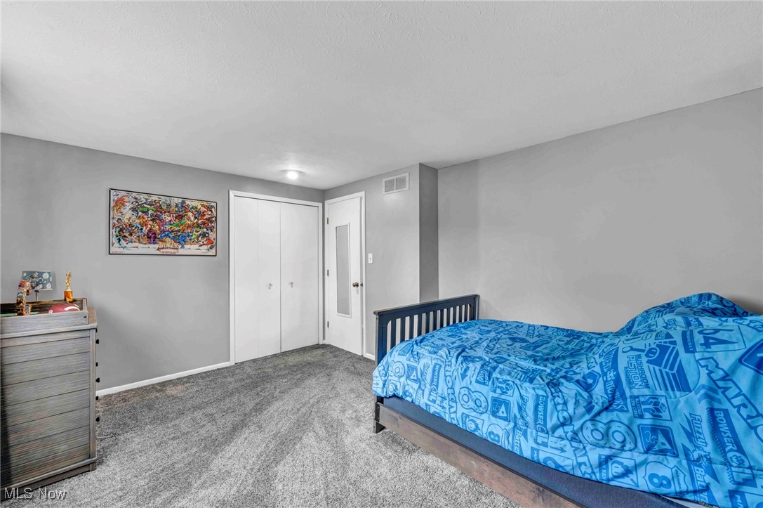 9400 Pheasant Run Place, Strongsville, Ohio image 17