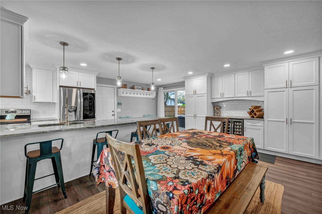 9400 Pheasant Run Place, Strongsville, Ohio image 7