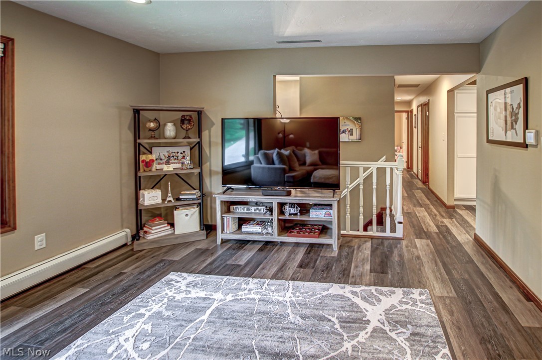 Stones Throw - Residential