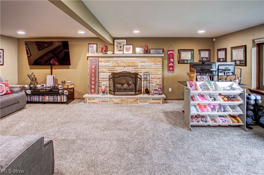 Stones Throw - Residential