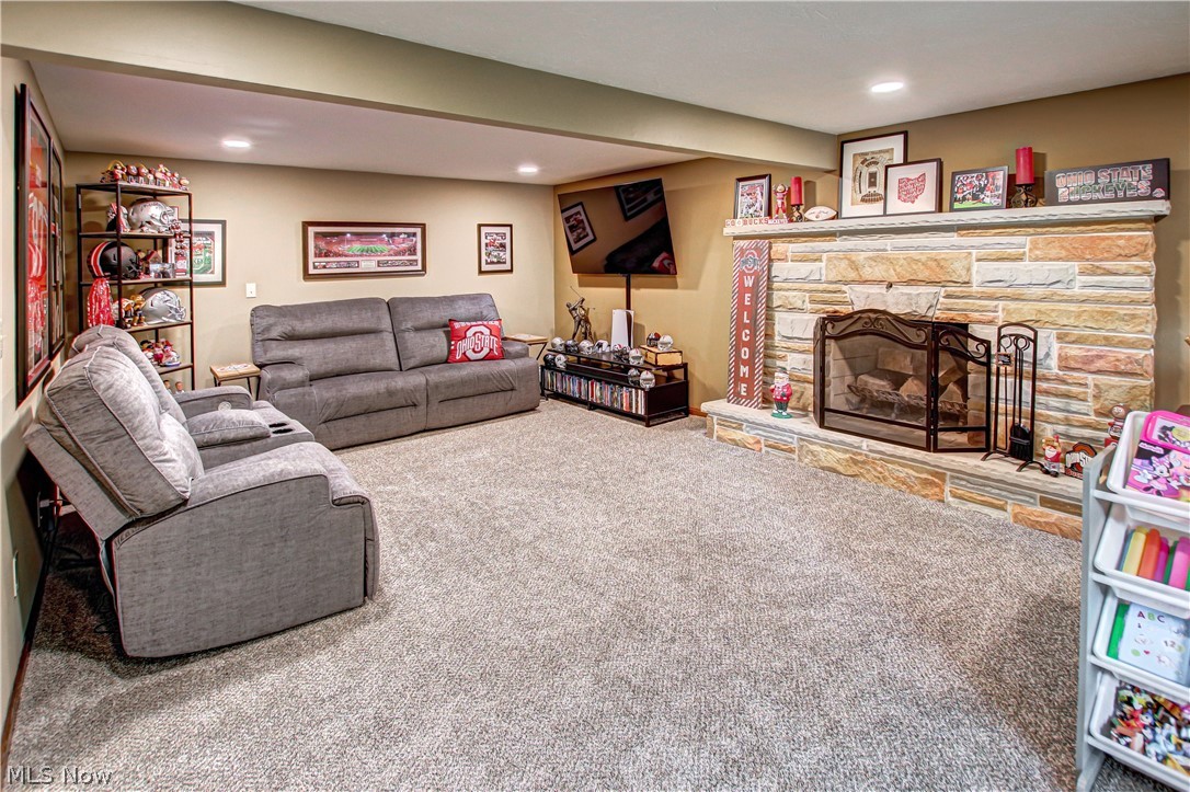 Stones Throw - Residential