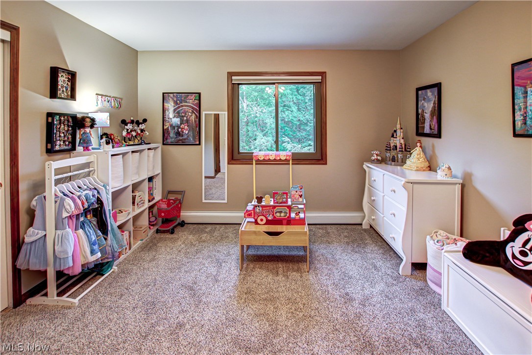 Stones Throw - Residential