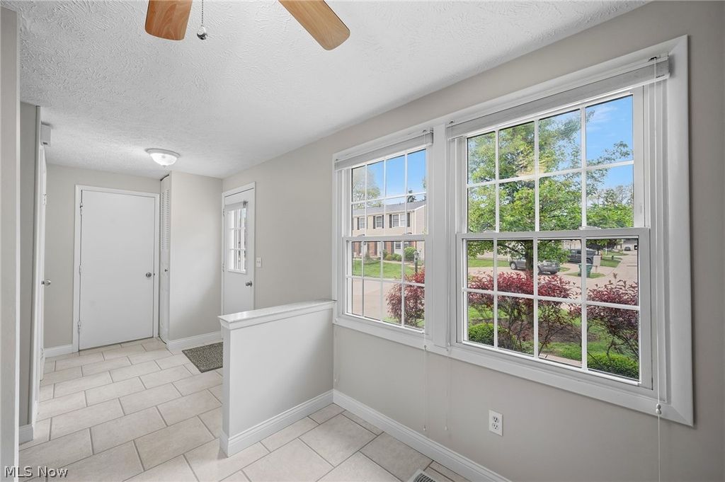 Photo of 7396 S Chestnut Commons Drive, Mentor, OH 44060 (MLS # 5209045)